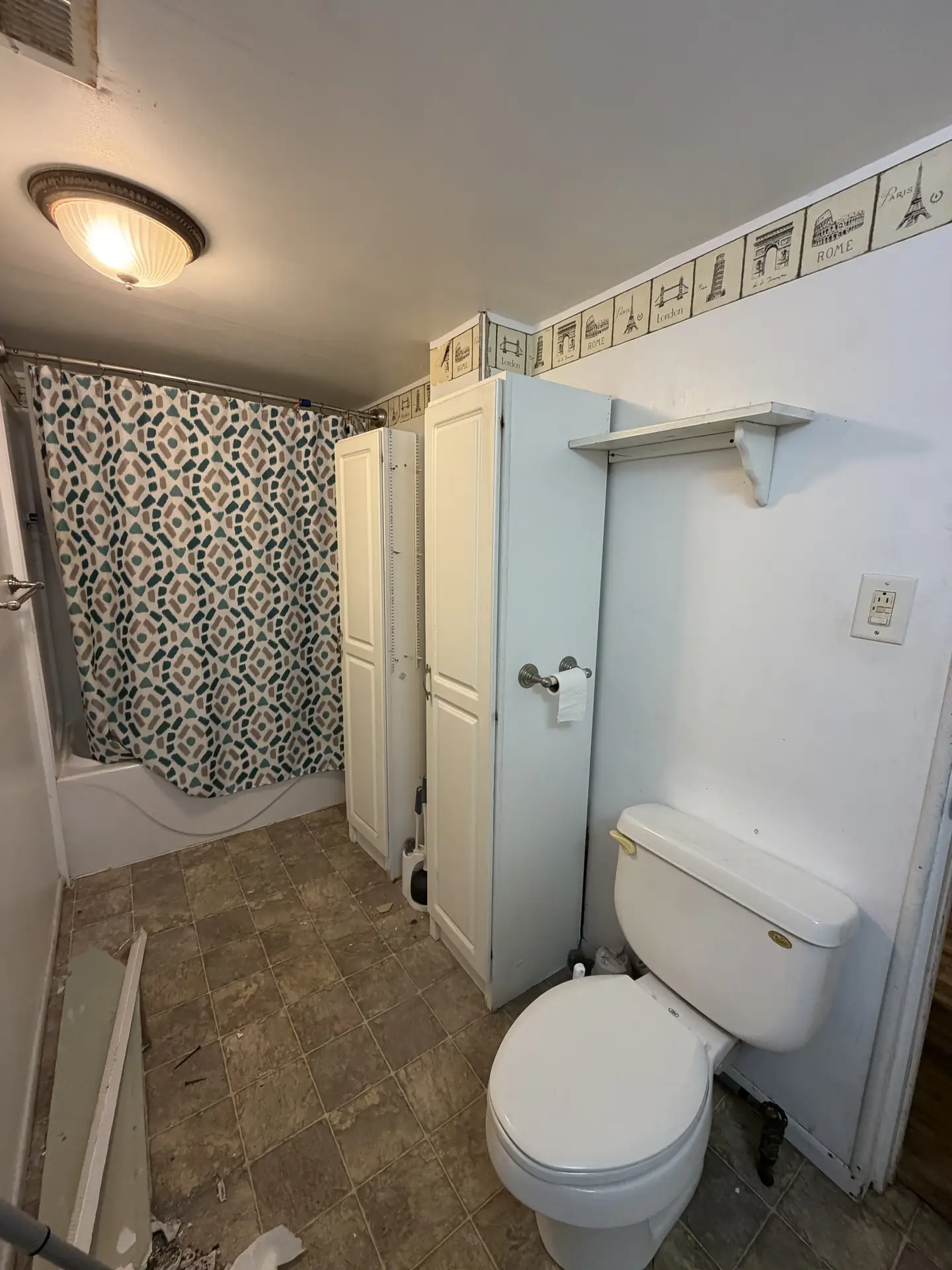 The same bathroom looking the other way, before.